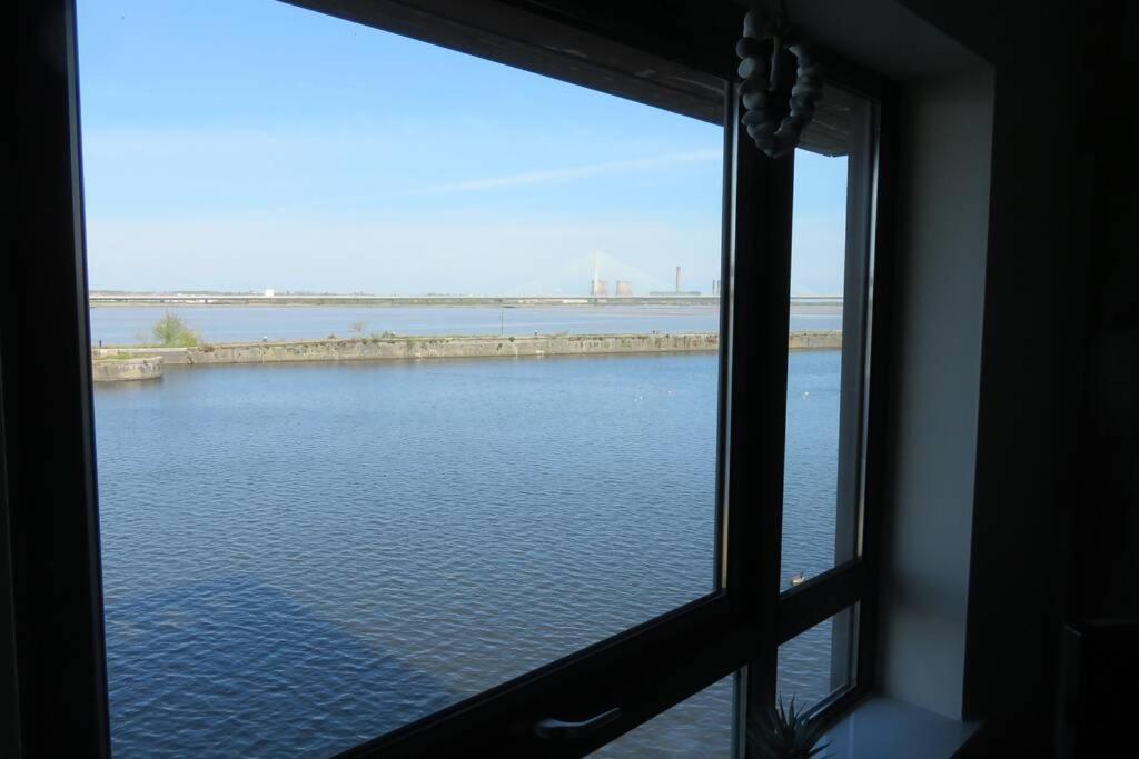 Home From Home With Fantastic Views 2 Runcorn Buitenkant foto